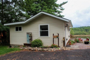 Bird House Cottage (VLD00218)